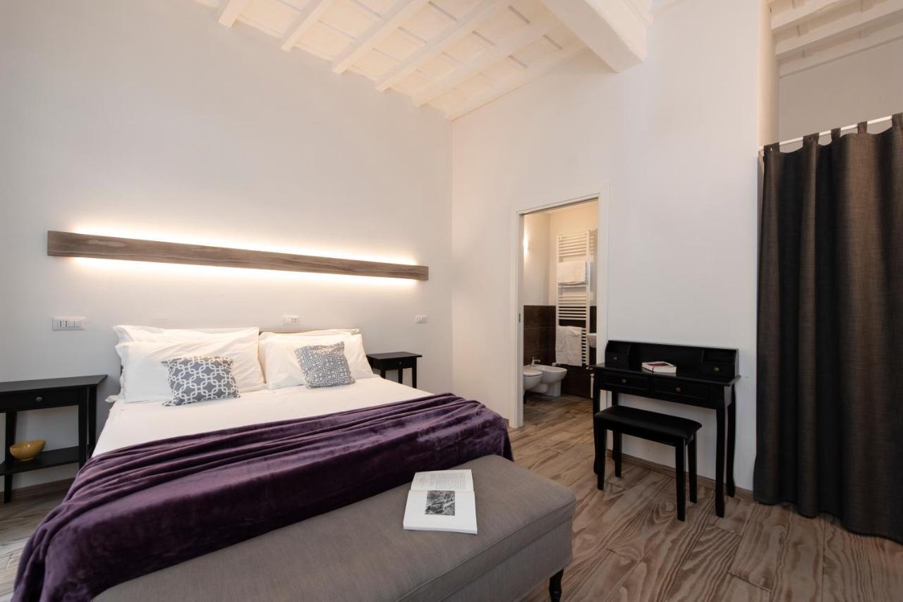 Istay - Zannetti Florence Luaran gambar