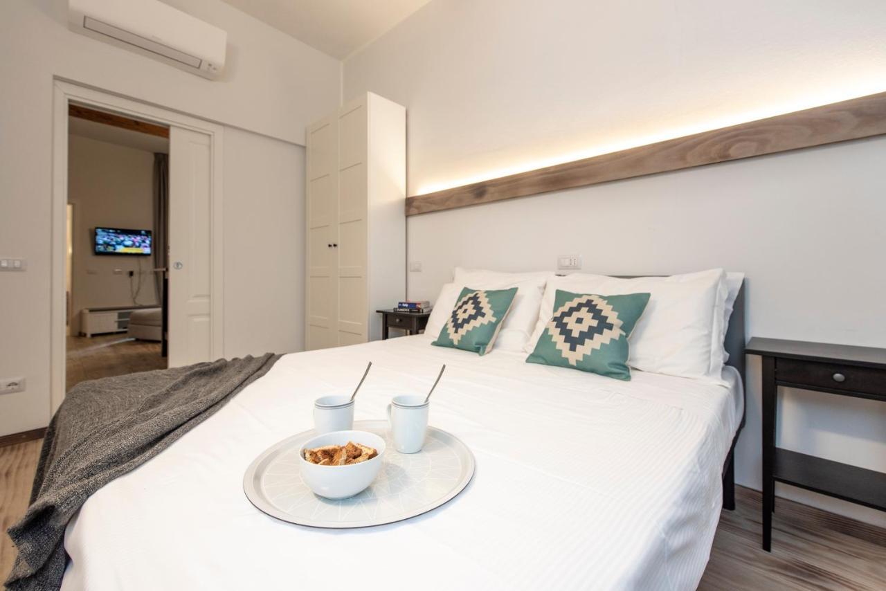 Istay - Zannetti Florence Luaran gambar