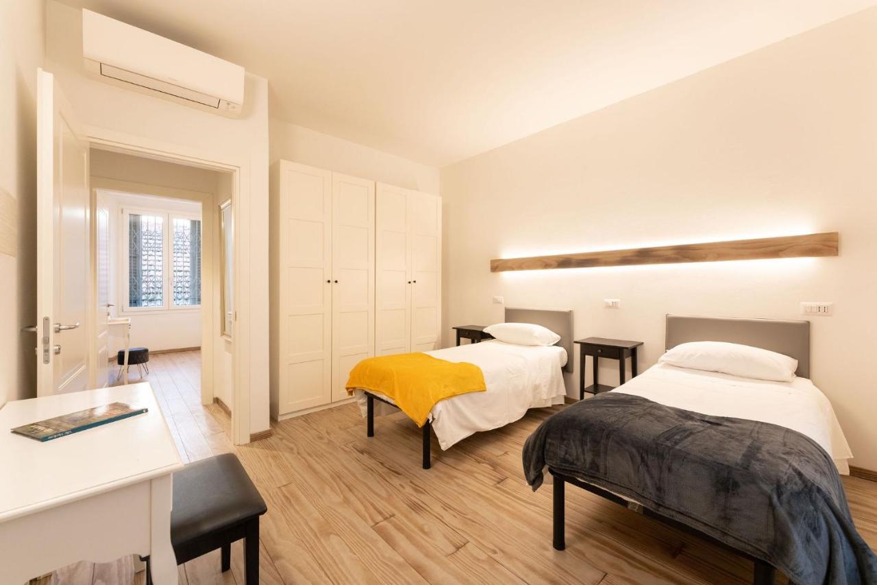 Istay - Zannetti Florence Luaran gambar